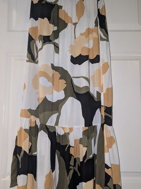 Halogen Floral Tiered Maxi Skirt in White, Olive & Tan